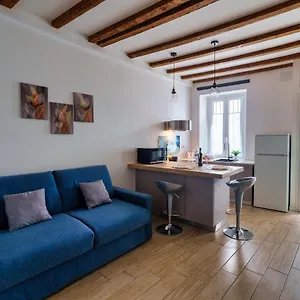 Ambrogio's Nest - Modern Close To Cadorna Station Apartamento